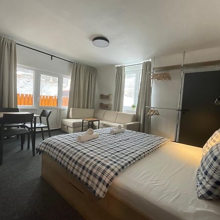 Apartmany Svaty Mikulas Janské Lázně Buitenkant foto